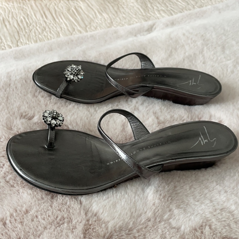 Giuseppe Zanotti crystal toe sandal sz 38 - Picture 2 of 7